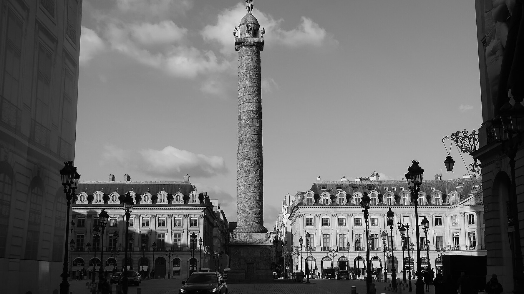 Place Vendôme in Paris, with the Vendôme column and the arcaded façades of its jewellery houses